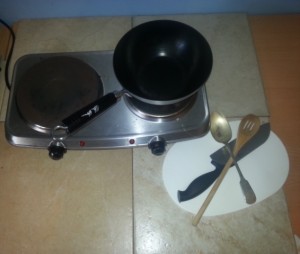 Utensils and Equipment for Graham’s Caramelised Red Onion and Goats Cheese Tart