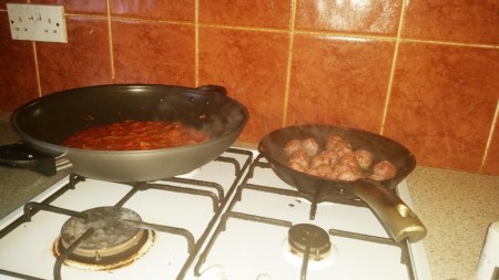 Time-Saving Tuesday – Asda Meatballs and Quick and Easy Tomato Sauce - the sauce simmering and the meatballs frying