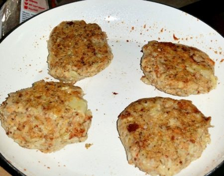 Finishing off the burgers for my Waste Not Want Not Wednesdays - Cauliflower Cheese Burger and Sticky Red Onion Chutney